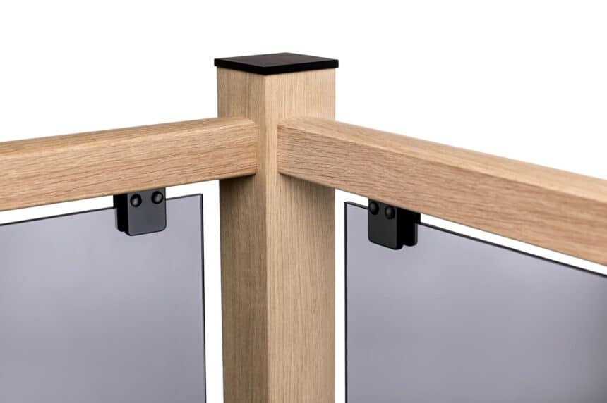 White oak no groove handrail 4.2m length, smooth profile for staircases and balustrade systems